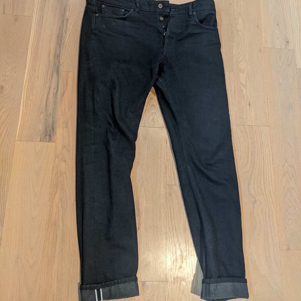 Railcar Fine Goods Black X057 Spikes 36w/34l